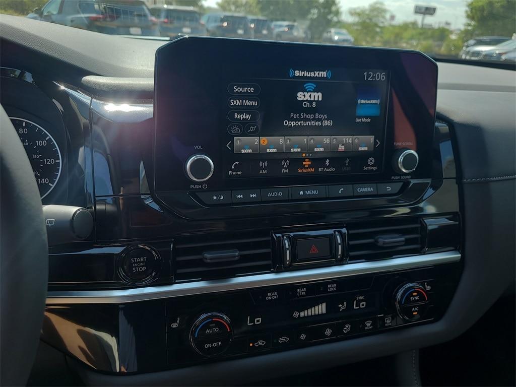 new 2025 Nissan Pathfinder car, priced at $34,810