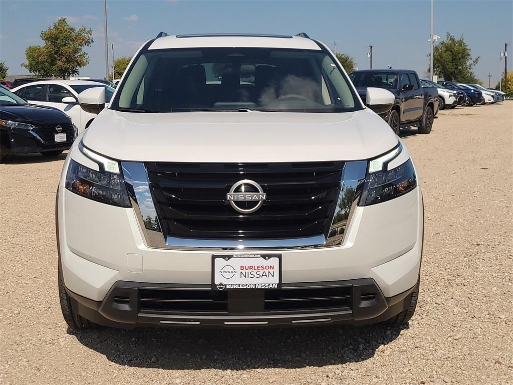 new 2025 Nissan Pathfinder car, priced at $34,810