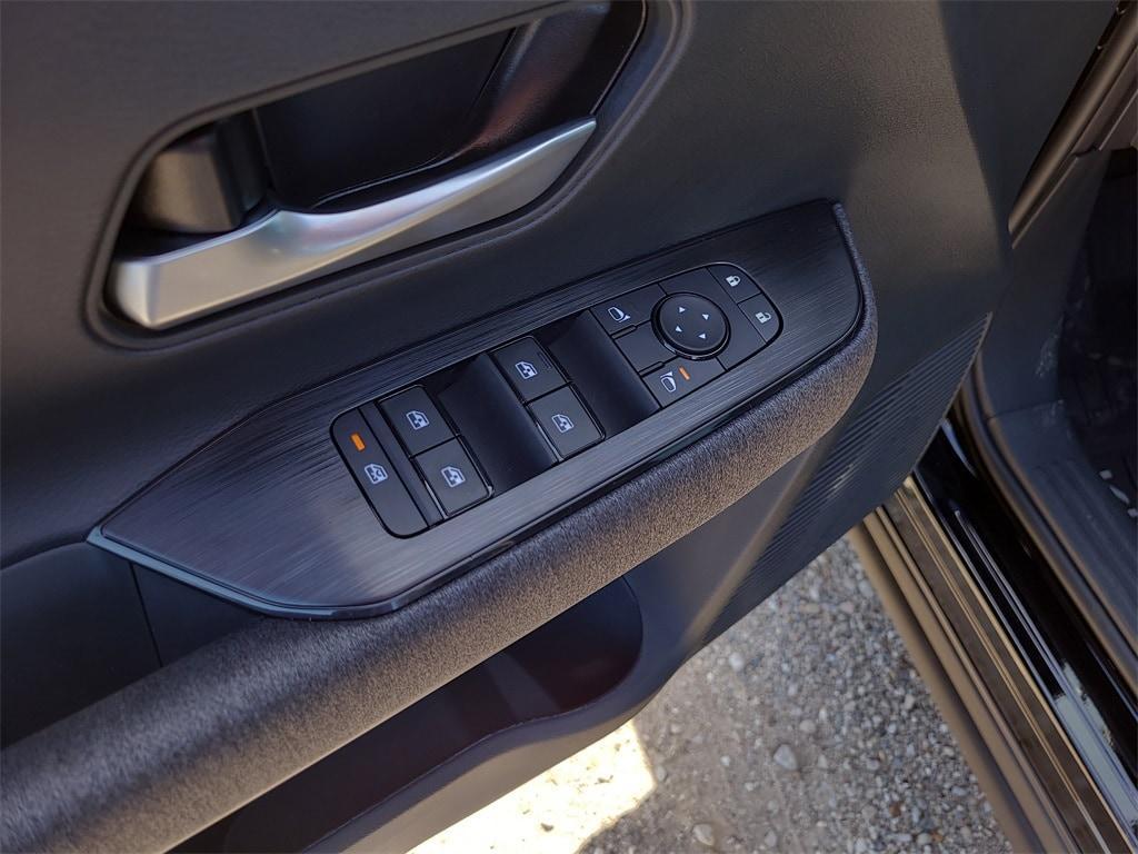 new 2025 Nissan Kicks car, priced at $24,729