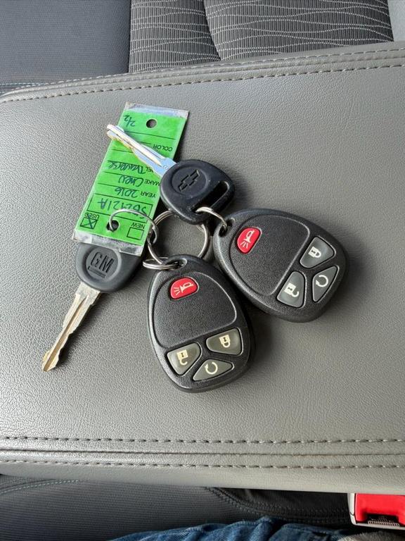 used 2016 Chevrolet Traverse car, priced at $8,999