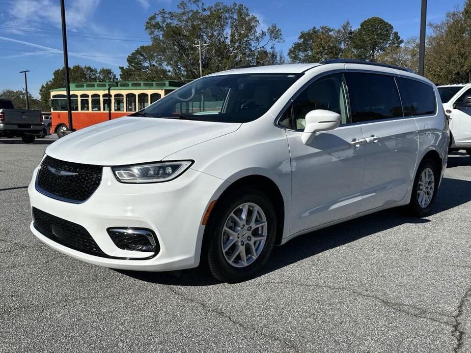 used 2021 Chrysler Pacifica car, priced at $23,178