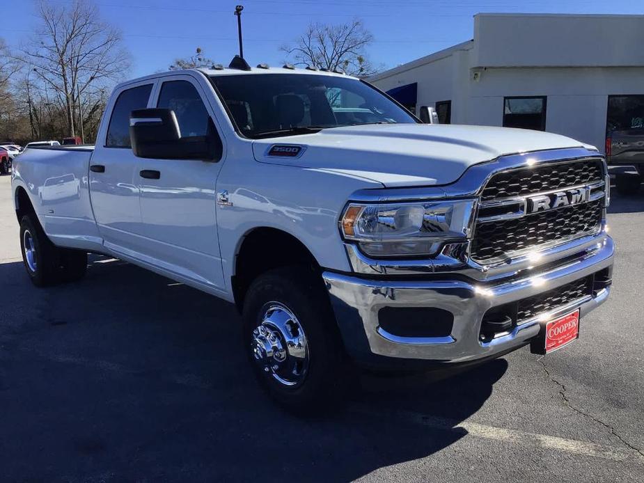 new 2024 Ram 3500 car, priced at $67,657