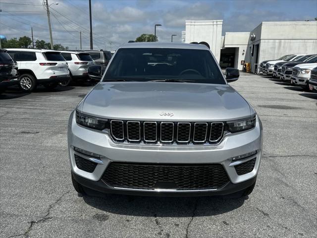 new 2024 Jeep Grand Cherokee car, priced at $49,033