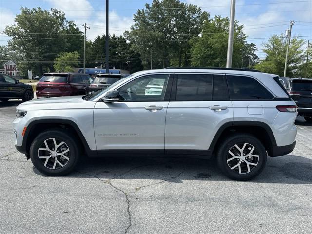 new 2024 Jeep Grand Cherokee car, priced at $49,033