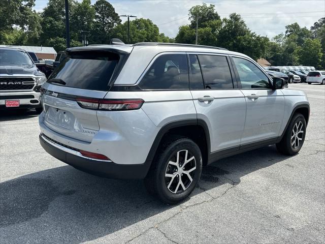 new 2024 Jeep Grand Cherokee car, priced at $49,033