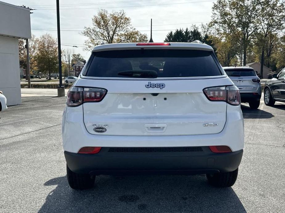 new 2025 Jeep Compass car, priced at $30,260