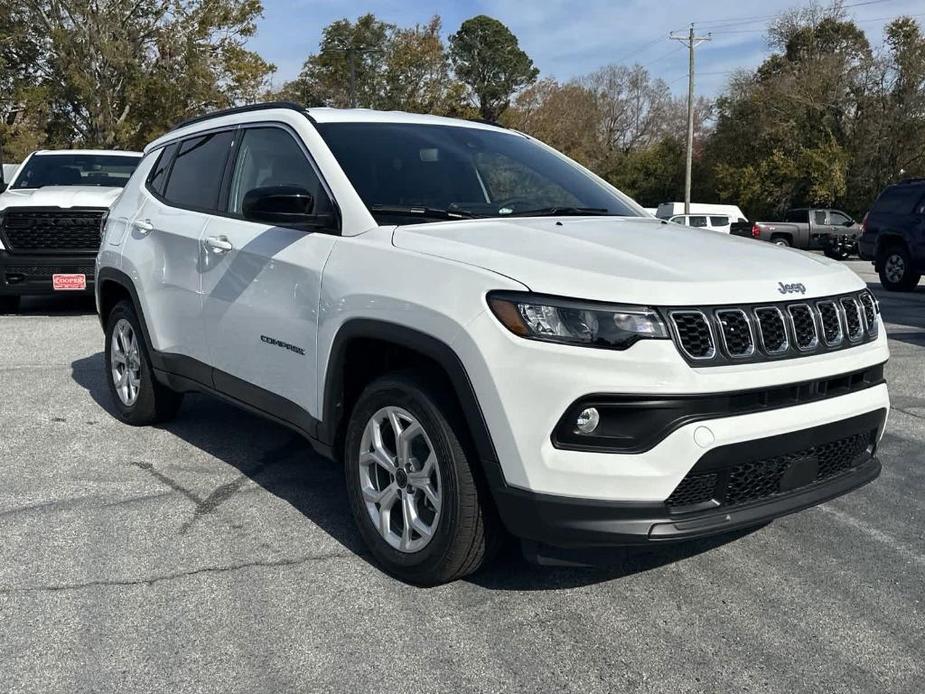 new 2025 Jeep Compass car, priced at $30,260