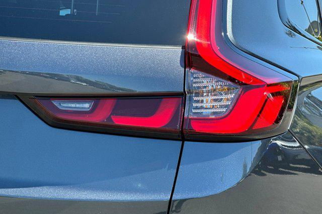 new 2026 Honda CR-V Hybrid car, priced at $43,201