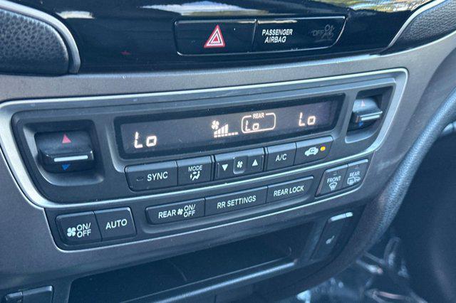 used 2022 Honda Pilot car, priced at $24,988
