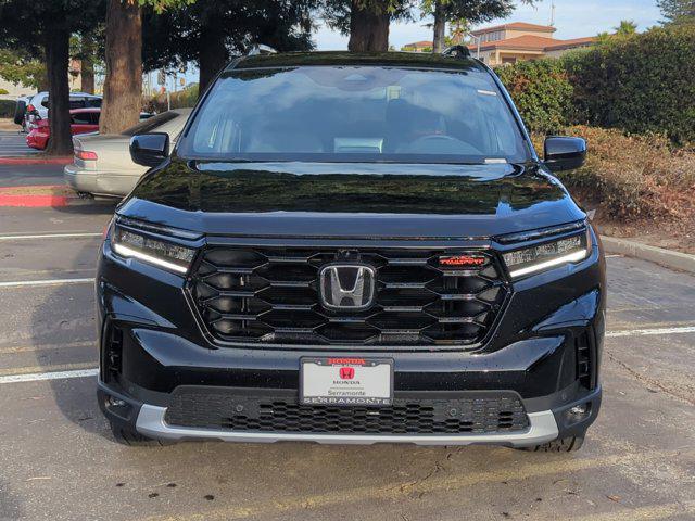 new 2025 Honda Pilot car, priced at $49,791