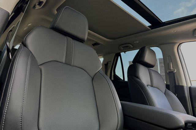 new 2025 Honda Pilot car, priced at $48,391
