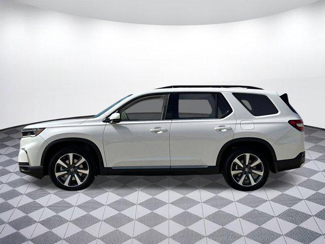 new 2025 Honda Pilot car, priced at $48,391