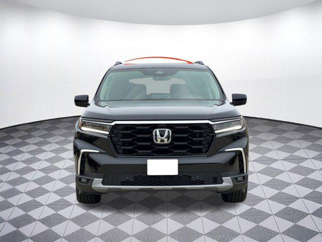 new 2025 Honda Pilot car, priced at $53,031