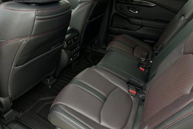 new 2025 Honda Pilot car, priced at $55,222