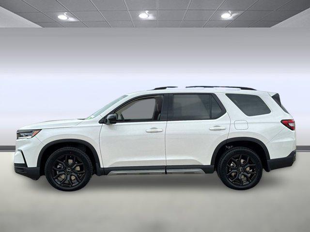 new 2025 Honda Pilot car, priced at $55,222