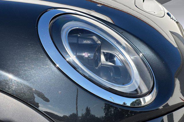 used 2024 MINI Hardtop car, priced at $18,999