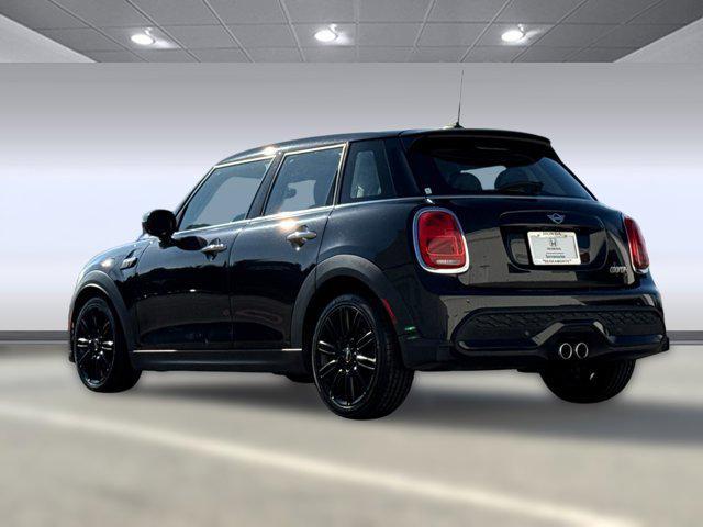used 2024 MINI Hardtop car, priced at $18,999
