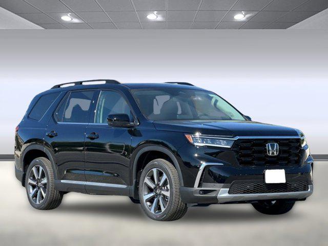 new 2025 Honda Pilot car, priced at $49,301