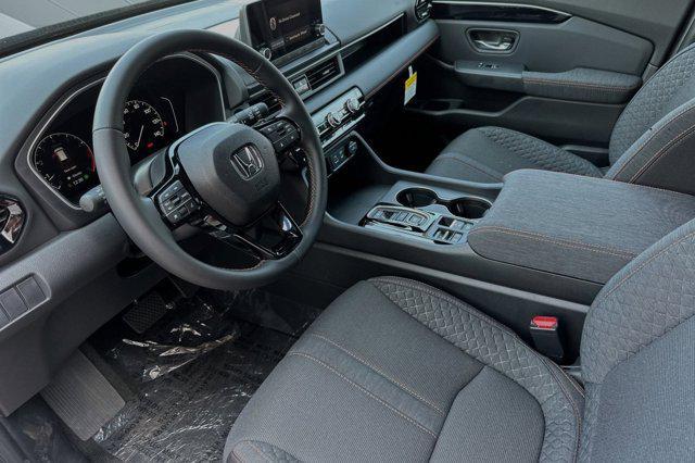 new 2025 Honda Pilot car, priced at $44,250