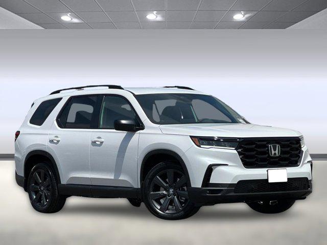 new 2025 Honda Pilot car, priced at $44,250