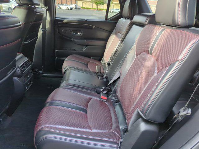 used 2025 Honda Pilot car, priced at $50,999