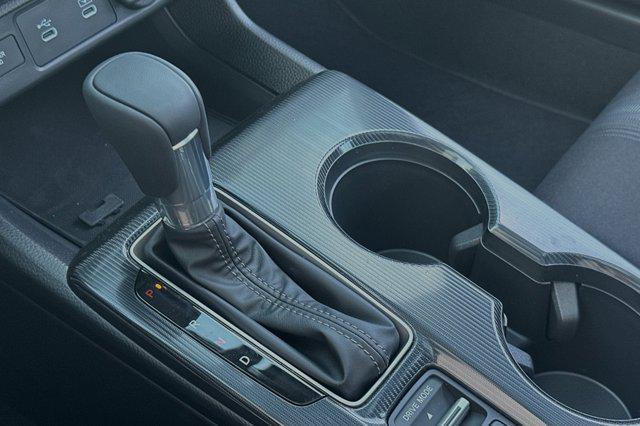 new 2025 Honda Civic Hybrid car, priced at $31,300