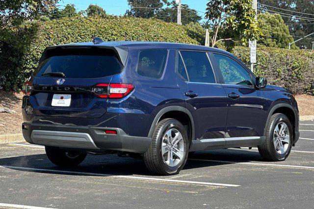 new 2025 Honda Pilot car, priced at $41,992