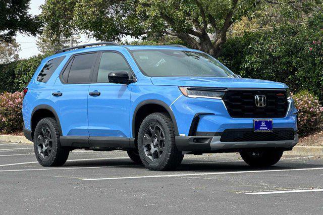 new 2025 Honda Pilot car, priced at $48,953