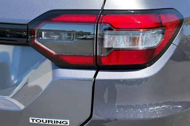new 2025 Honda Pilot car, priced at $49,301