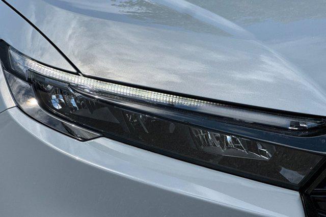 new 2026 Honda CR-V Hybrid car, priced at $42,075