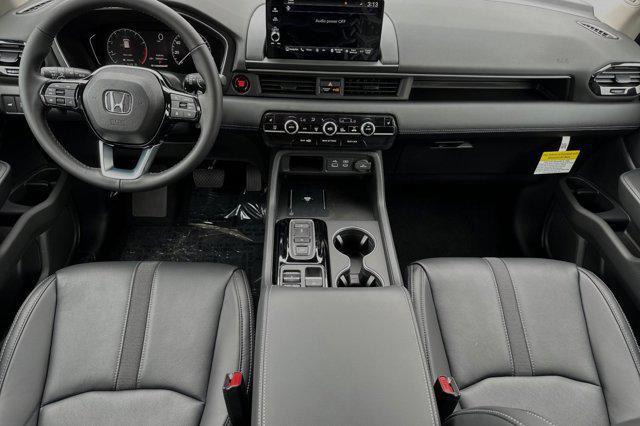 new 2025 Honda Pilot car, priced at $49,711