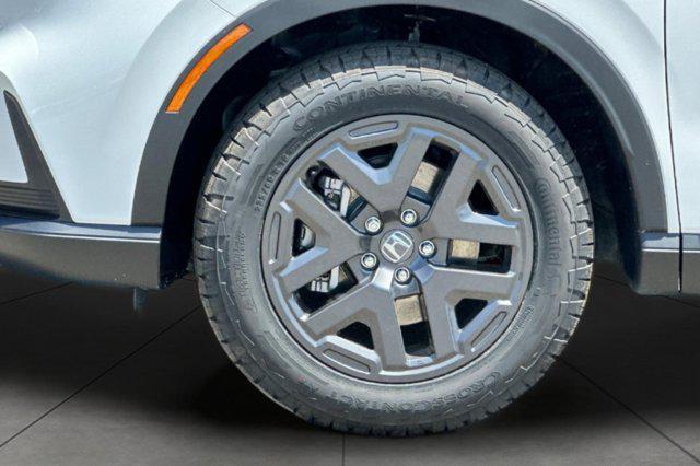 new 2026 Honda CR-V Hybrid car, priced at $40,650