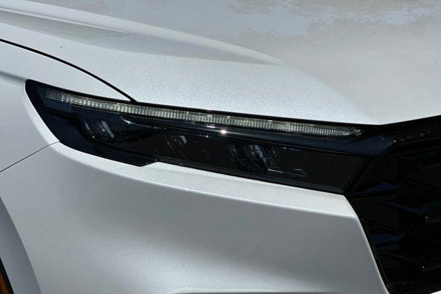 new 2026 Honda CR-V Hybrid car, priced at $40,650