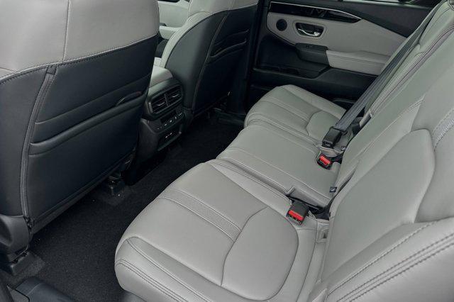 new 2025 Honda Pilot car, priced at $49,301