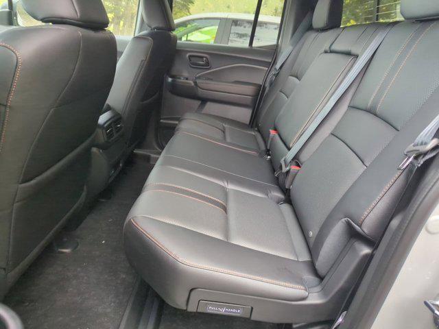 new 2025 Honda Ridgeline car, priced at $44,682