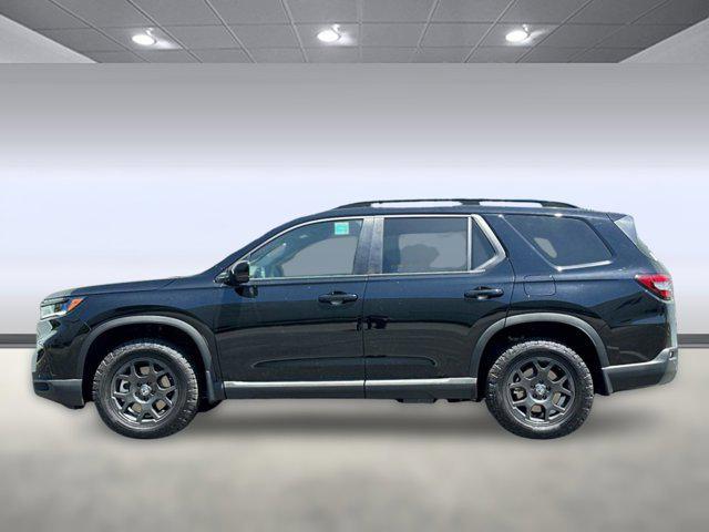 new 2025 Honda Pilot car, priced at $49,391