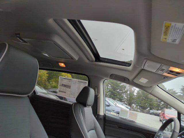 new 2025 Honda Odyssey car, priced at $52,081