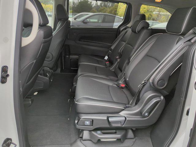 new 2025 Honda Odyssey car, priced at $52,081