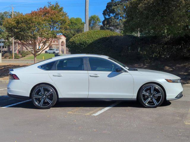 new 2025 Honda Accord Hybrid car, priced at $33,952