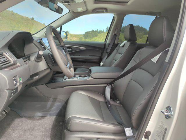 new 2025 Honda Ridgeline car, priced at $42,981