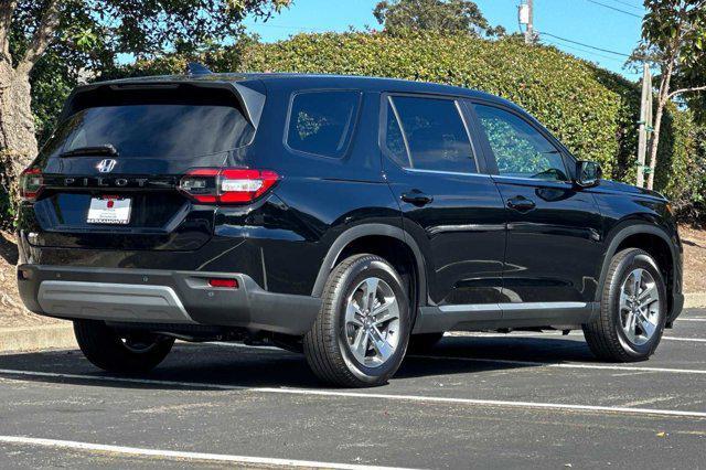 new 2025 Honda Pilot car, priced at $45,191