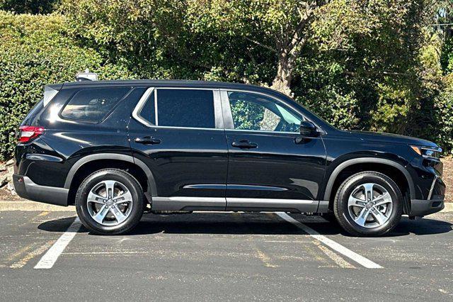 new 2025 Honda Pilot car, priced at $45,191