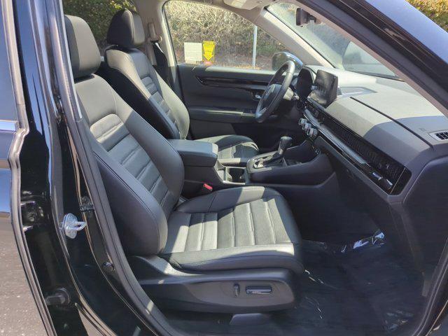 used 2025 Honda CR-V car, priced at $33,987