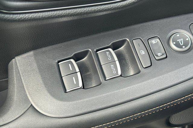 used 2025 Honda HR-V car, priced at $26,999
