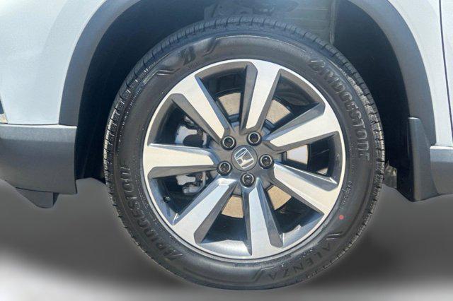 new 2025 Honda Pilot car, priced at $50,491