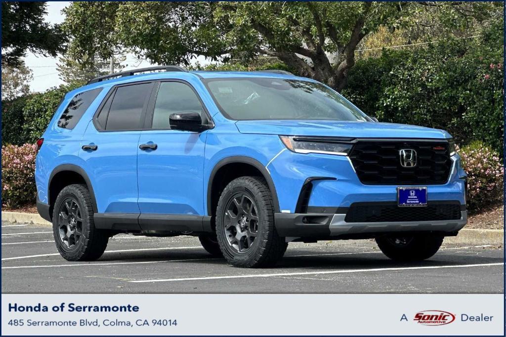 new 2025 Honda Pilot car, priced at $49,451