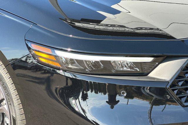 new 2025 Honda Accord Hybrid car, priced at $35,091