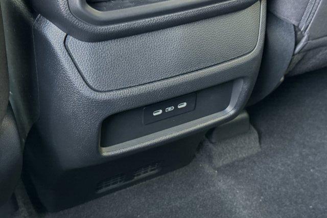 new 2025 Honda Pilot car, priced at $41,101
