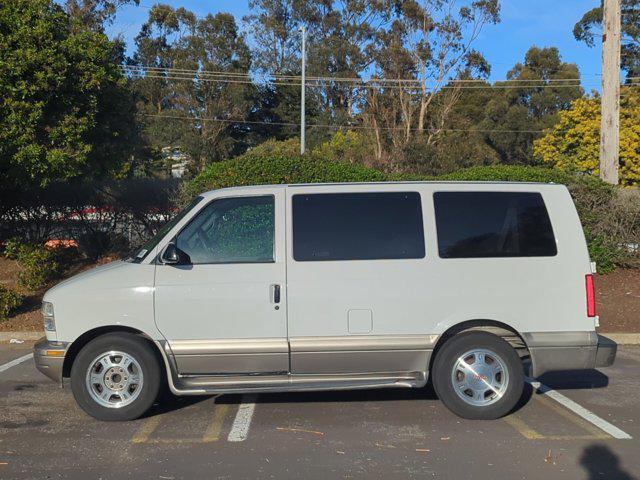 used 2004 GMC Safari car, priced at $6,888