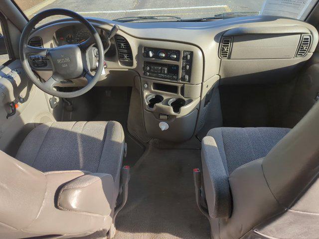 used 2004 GMC Safari car, priced at $6,888